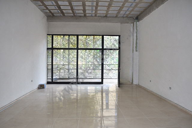 Commercial space for rent on Panorama Street, near Jordan Misja Street in Tirana.
It is located on 